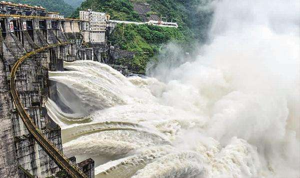 泄洪閘門應力測試研究