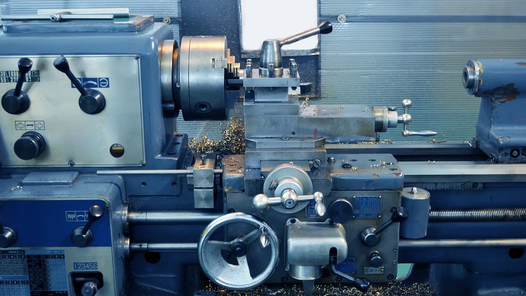 振動(dòng)時(shí)效設(shè)備在大型箱體結(jié)構(gòu)件上的應(yīng)用