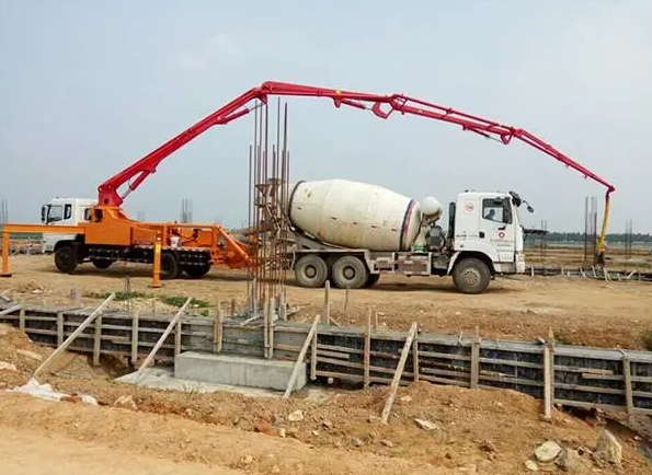 工程機(jī)械臂架振動(dòng)時(shí)效工藝應(yīng)用